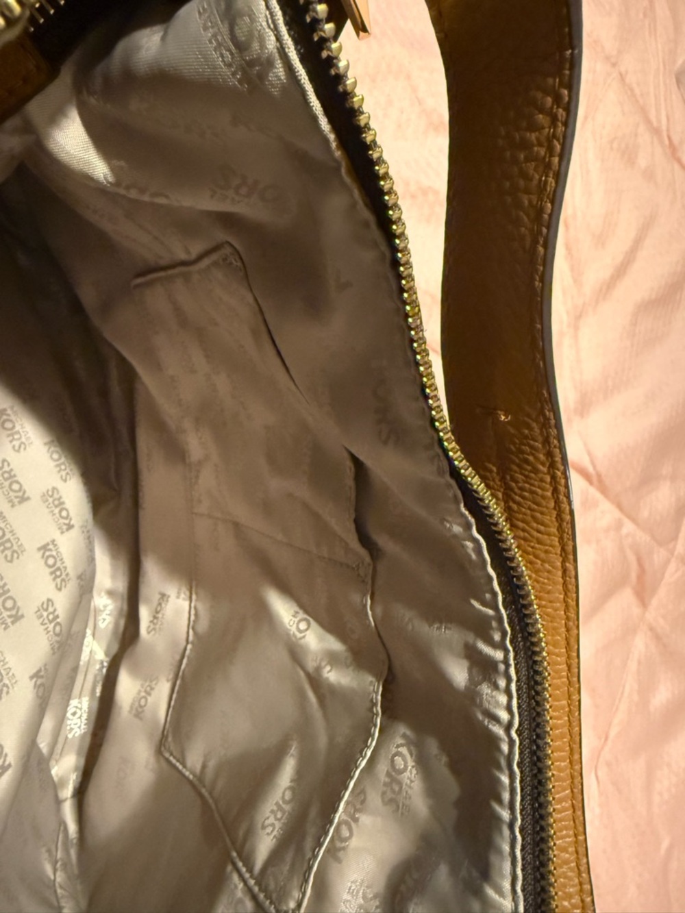 Michael Kors Anita Convertible Shoulder Bag. - Picture 11 of 15